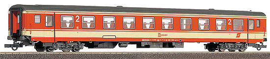 Passenger car 2nd class<br /><a href='images/pictures/Roco/64781.jpg' target='_blank'>Full size image</a>